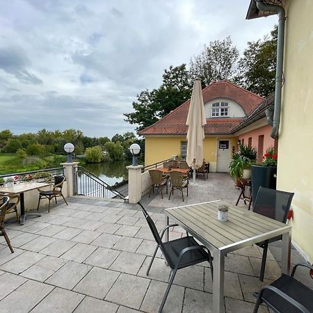 Pension Bootshaus Weißenfels Exteriör bild